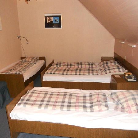 Hotel Ten Putte Гистел Экстерьер фото